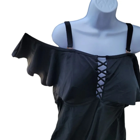 Raisins Curve Caicos One Piece Swimsuit - Picture 4 of 9